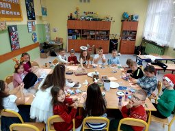 b_1024_768_0_00_images_2023_2024_KAWA_Pierniki_412205705_824735389454411_4948080884825537304_n